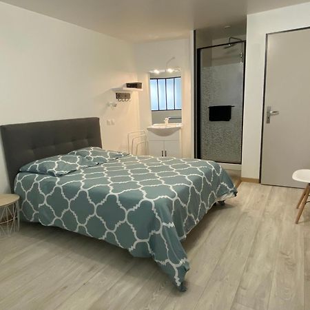 Joli T2 Dans Une Maison De Village Chateauroux-les-Alpes Kültér fotó